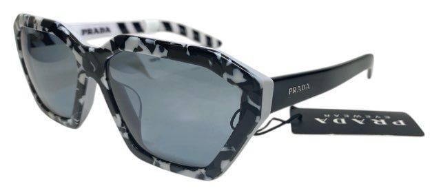 未使用 プラダ サングラス PRADA PR 03VSF カモフラージュ ミレニアルズ Millennials レディース メンズ ブラック ホワイト 迷彩 黒 白 SUNGLASSES 未使用 プラダ サングラス PRADA PR 03VSF カモフラージュ