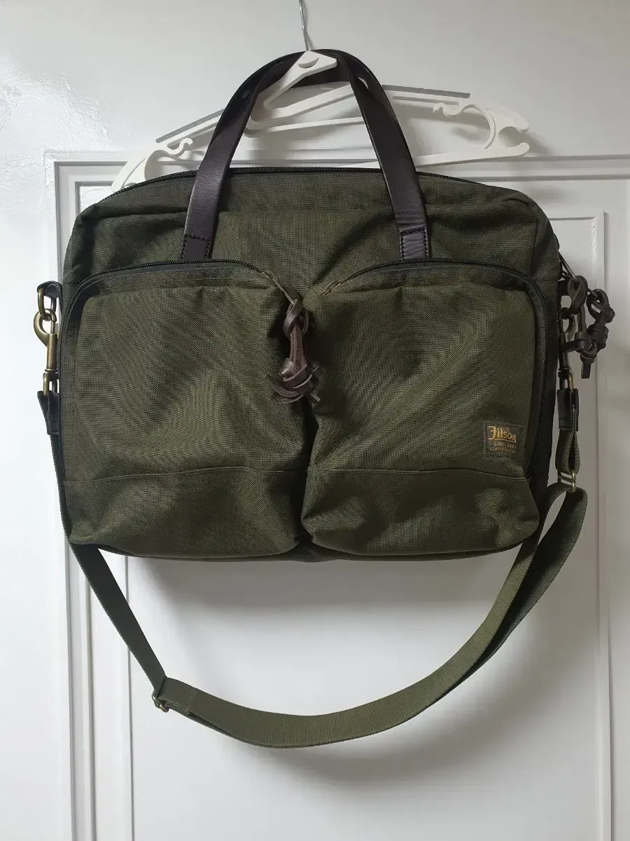 【美品⭐︎希少】Filson ブリーフバック コンピューターバック FILSON フィルソン パッデドコンピューターバッグ ｜ メンズ