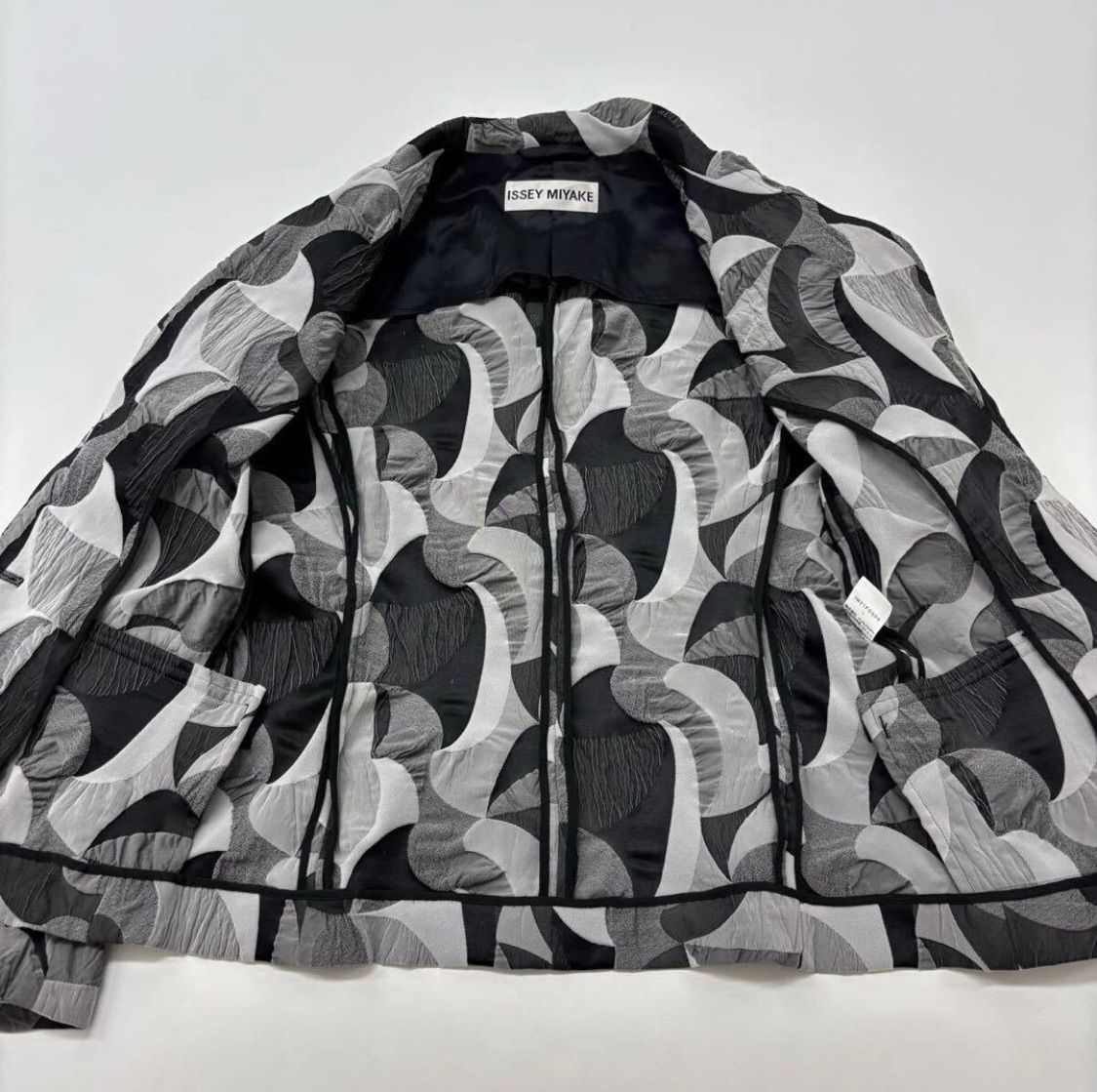 【希少】プランテーション イッセイミヤケ テーラードジャケット 80S 90S 2026年最新】plantation イッセイの人気アイテム - メルカリ