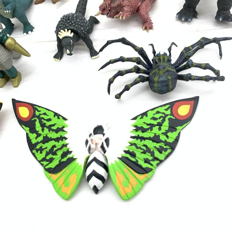 ウルトラマン　ゴジラ　フィギュア　14体セット 中古】現状品)ゴジラ ミニフィギュア 14体セット(HG・特撮大百科他)[91
