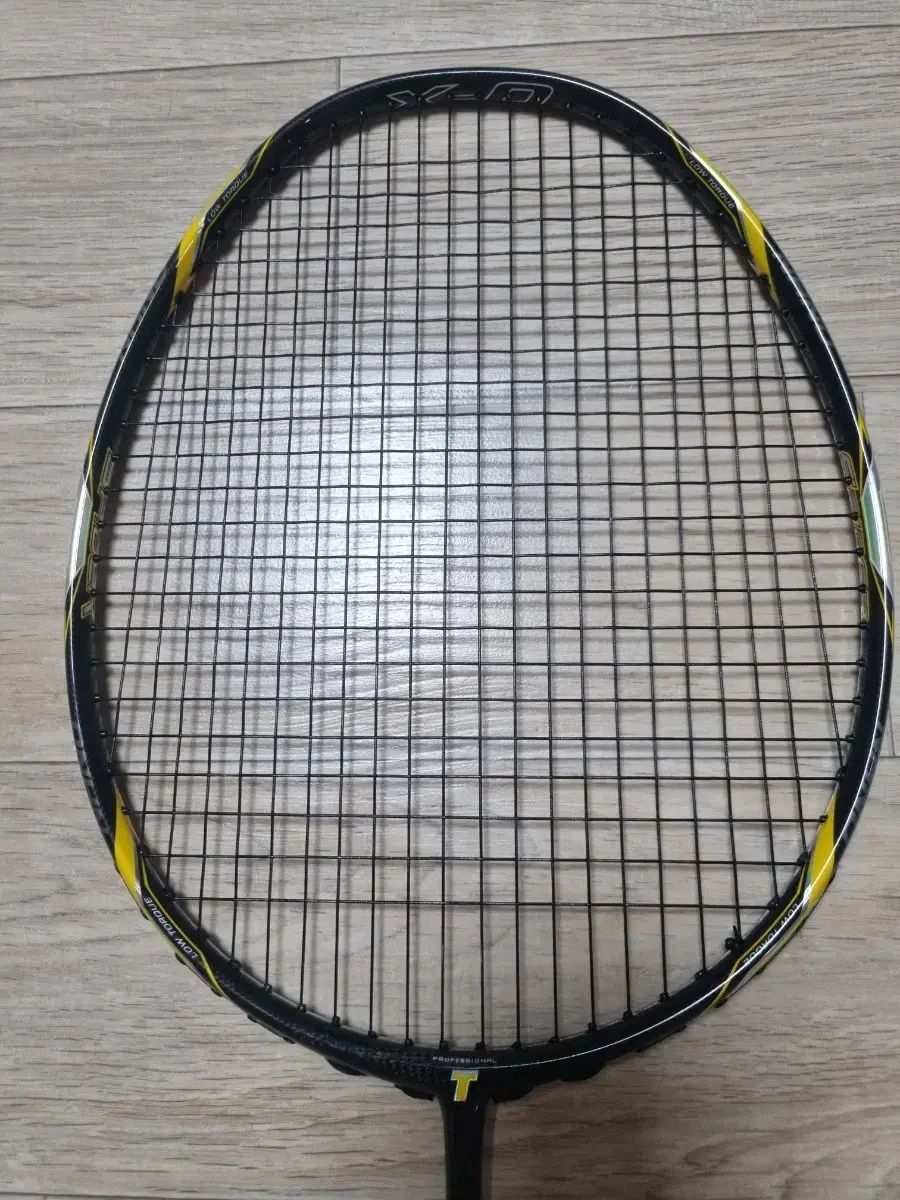 トライオン X-0 SPY × FAMILY スパイファミリー エル イエロー バドミントンラケット