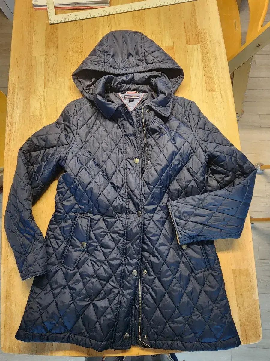 数回使用 Tommy Hilfiger トミーヒルフィガー 163 レディース55 キルティング ジャケット アウター ジャケット 総丈73cm