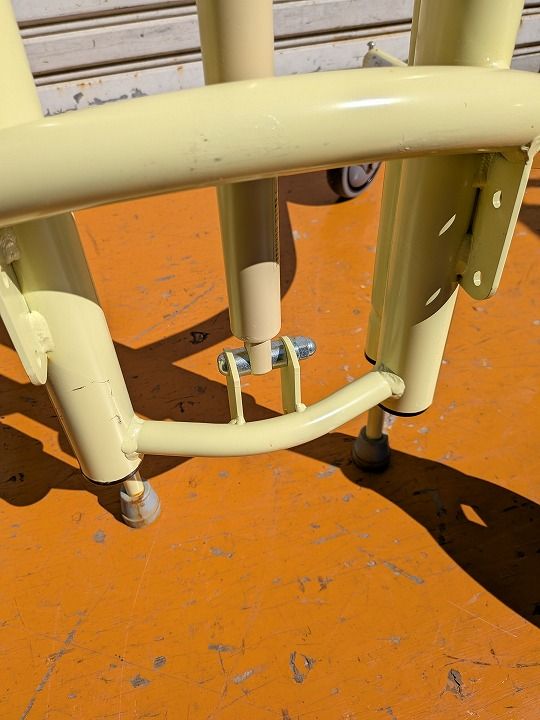 日進医療器 室内用歩行器