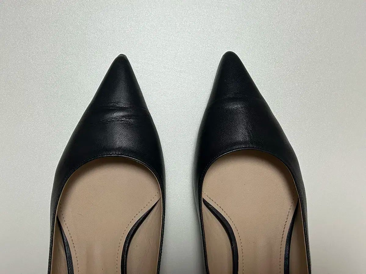 シエSIEフラットシューズ 240