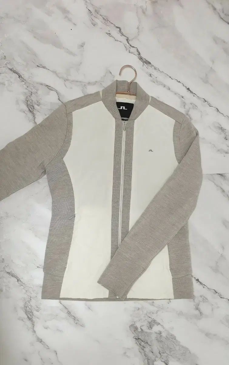 J.LINDEBERG J.リンドバーグ 防風 ニット ジップアップ ジャケット ウール レディース服