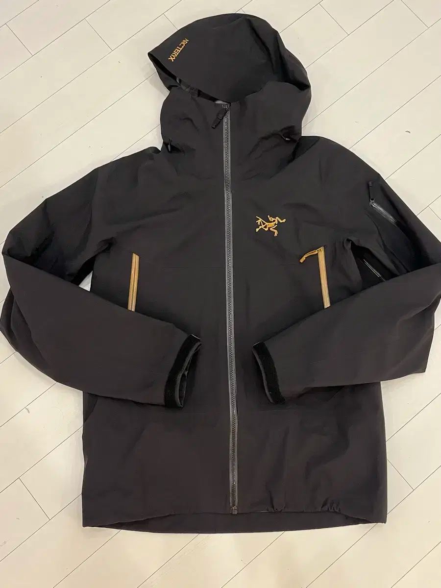 ARC TERYX アークテリクス ゴアテックス セイバー ARジャケット