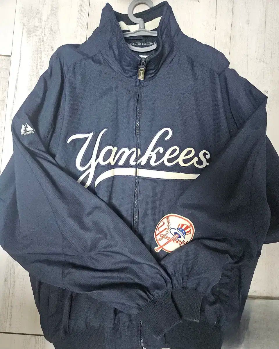 カッコ 可愛い マジェスティック NEW YORK ヤンキース ジャケット