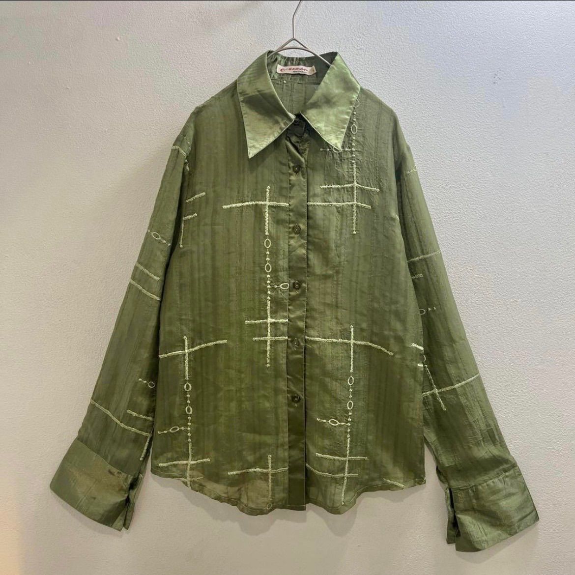 ヨーロッパ ヴィンテージ シアーシャツ ユーロ 刺繍 ビンテージ ブラウス 柄