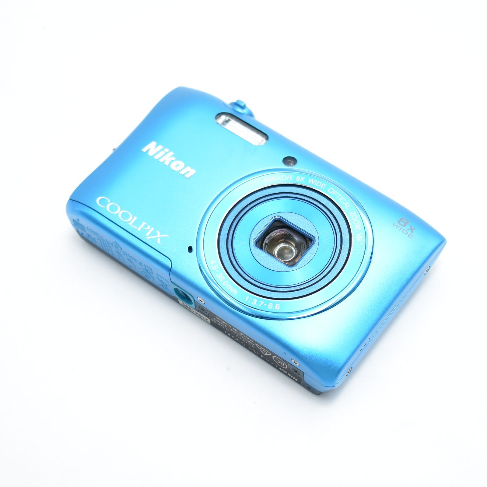 8倍ズーム 2005万画素