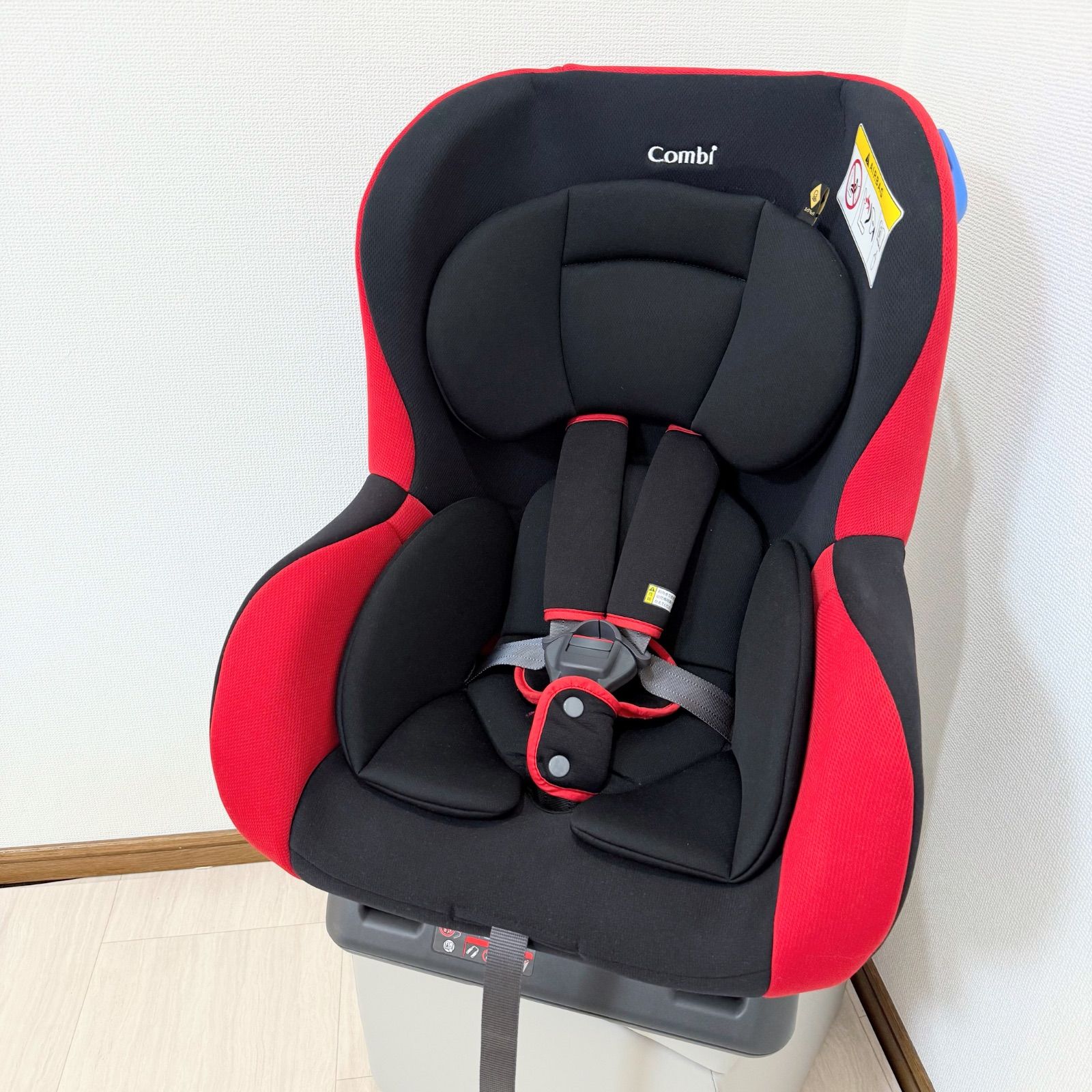 コンビコンビ ウィゴー エッグショック LG チャイルドシート