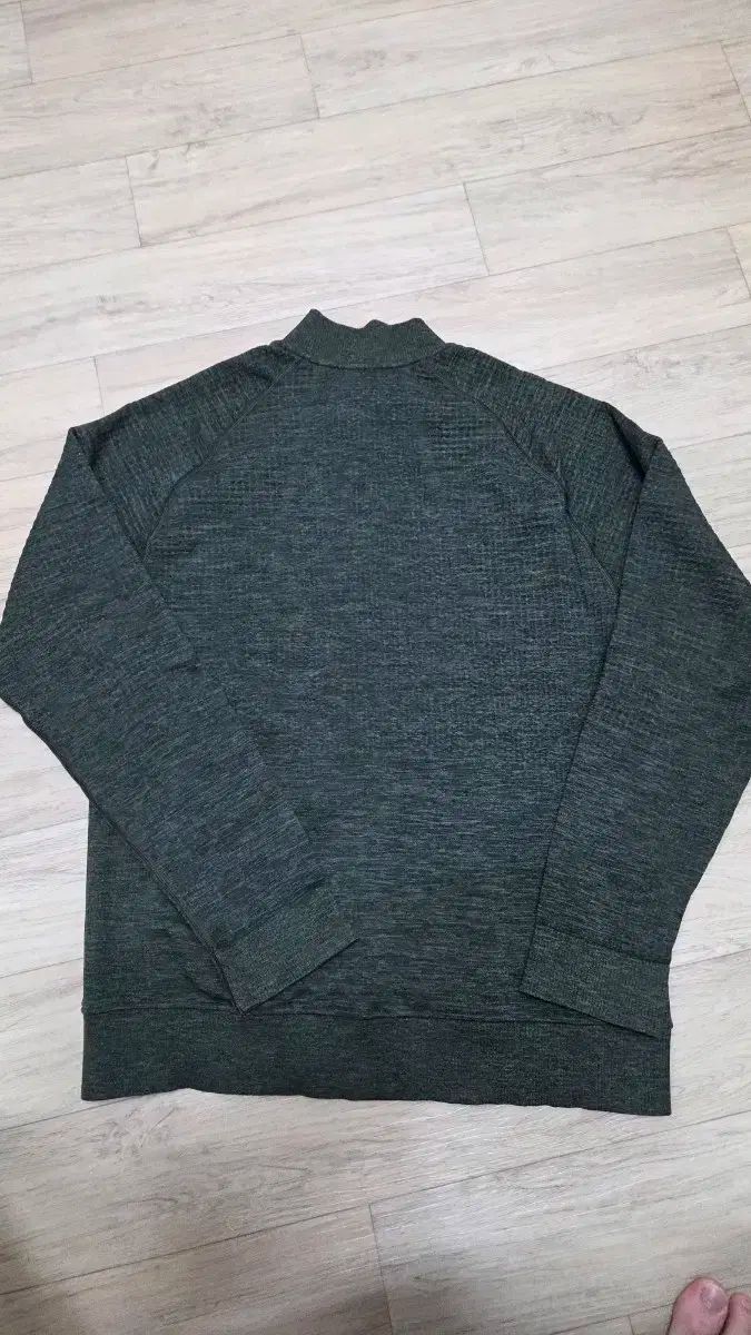 ルルレモン エンジニアード ワークス ジャケット グリーン S 95 サイズ