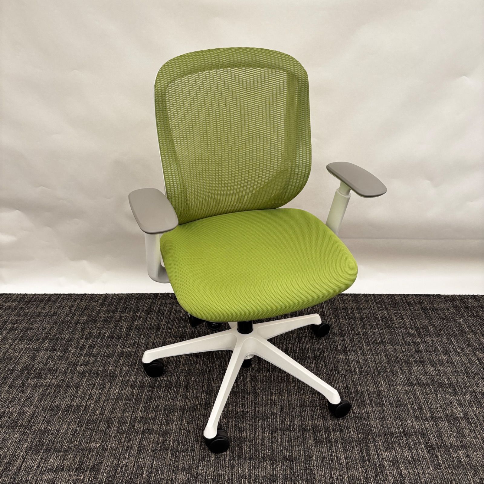 OKAMURA オカムラ Sylphy シルフィー 2018年製造 動作良好 清掃済み