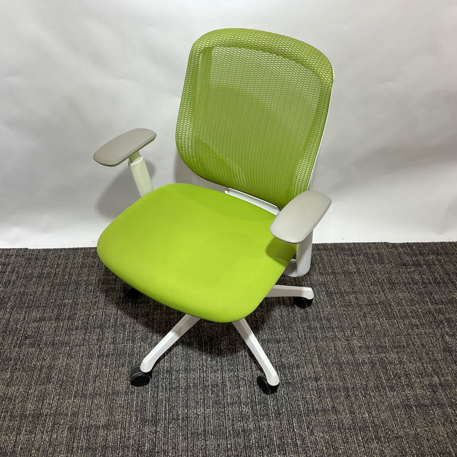 OKAMURA オカムラ Sylphy シルフィー 2018年製造 動作良好 清掃済み 傷あり