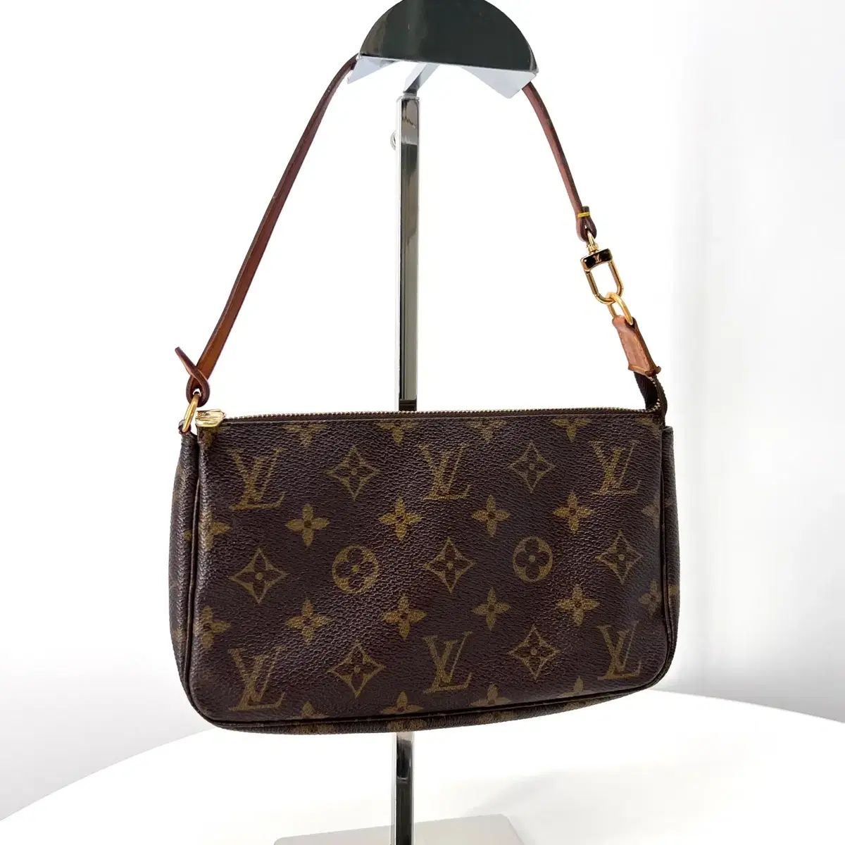 アクセソワール ポーチバッグ