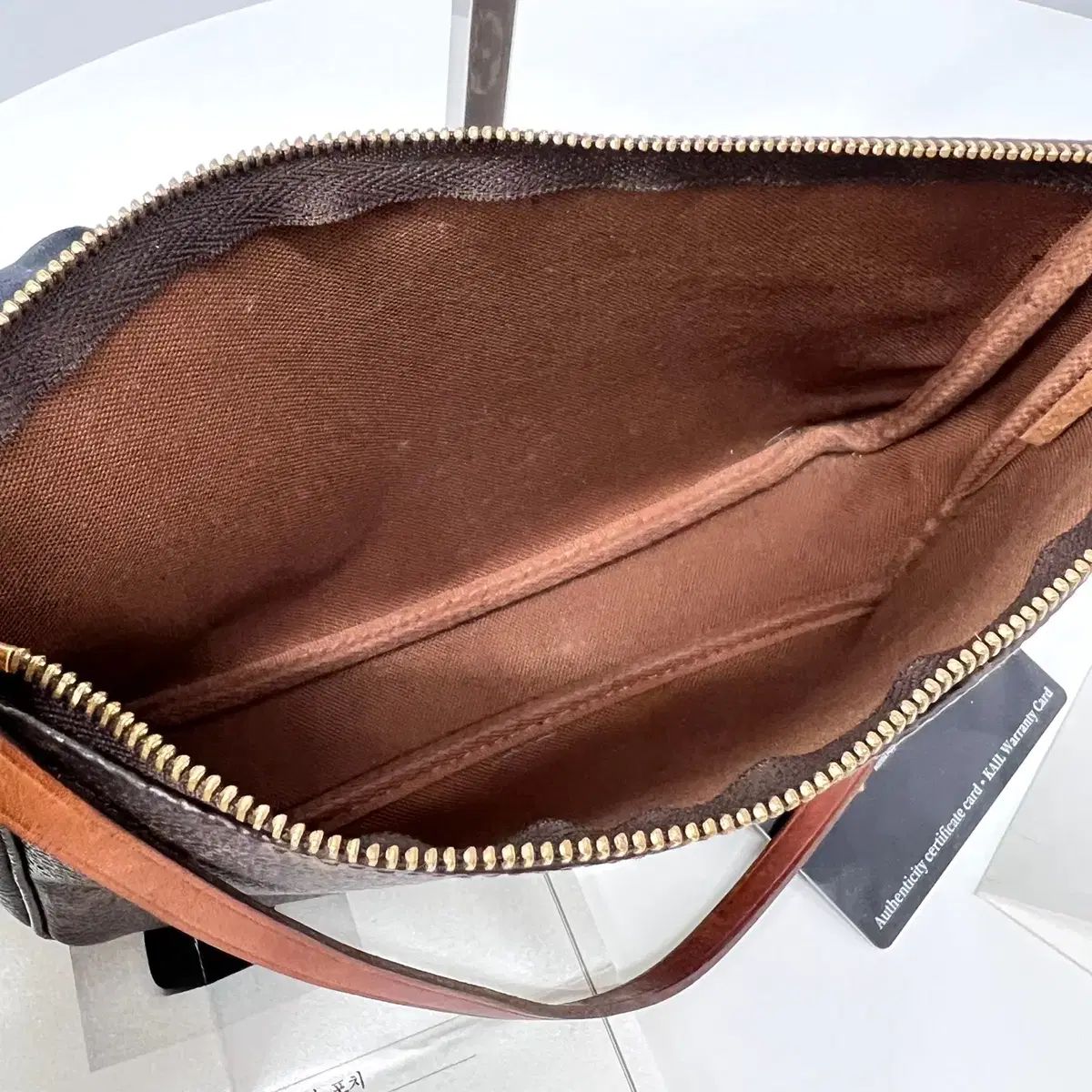 アクセソワール