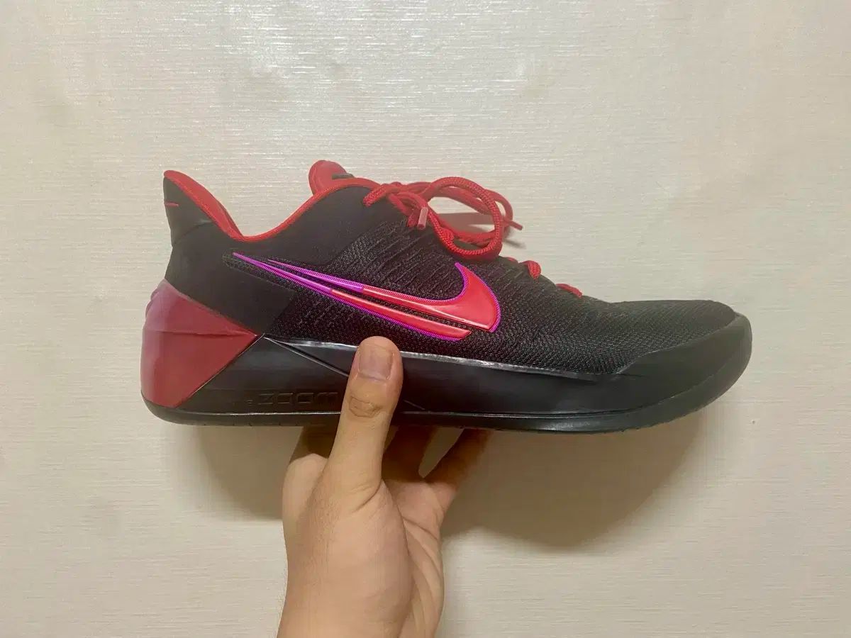 AD バスケシューズ