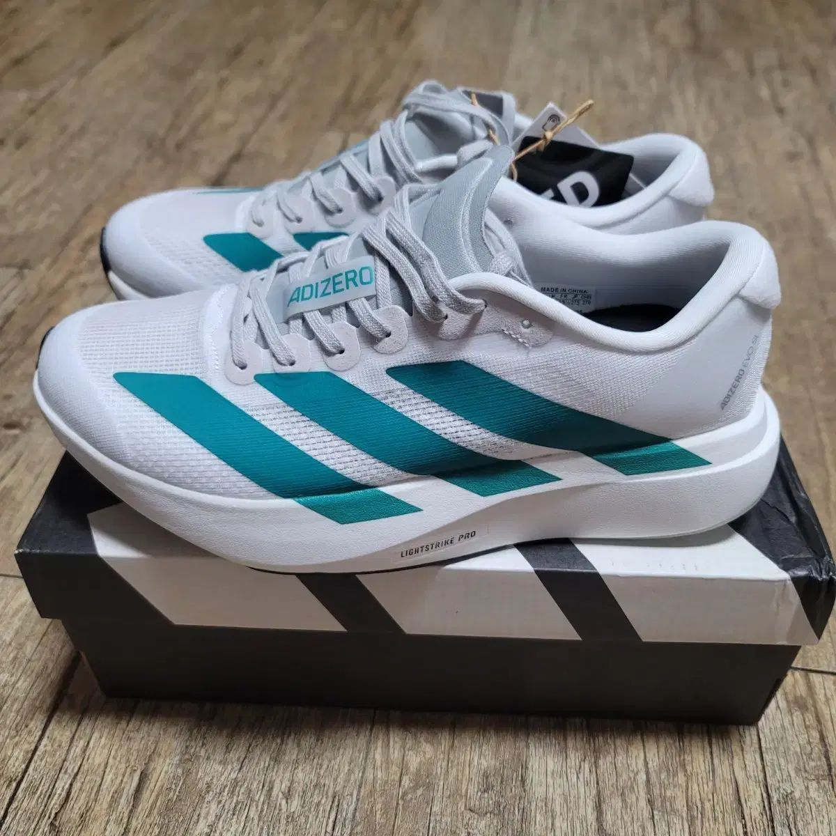 アディダス アディゼロ Evo SL 275mm