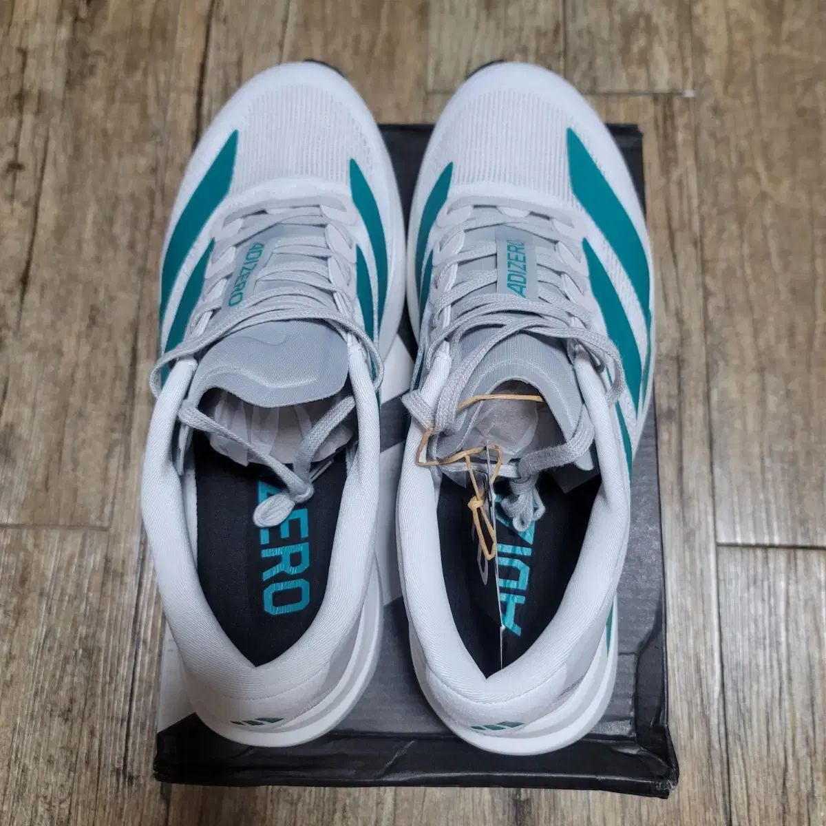 アディダス アディゼロ