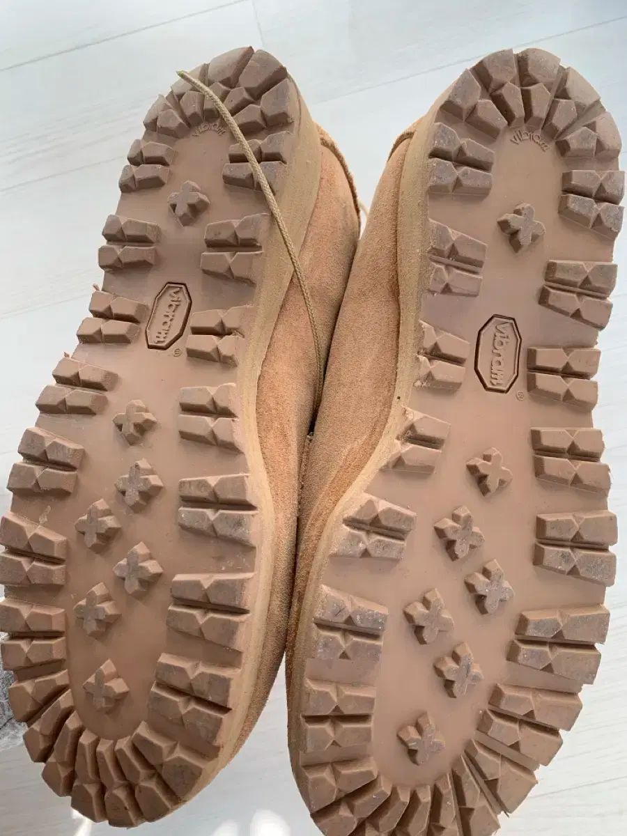 スウェード 戦闘ブーツ