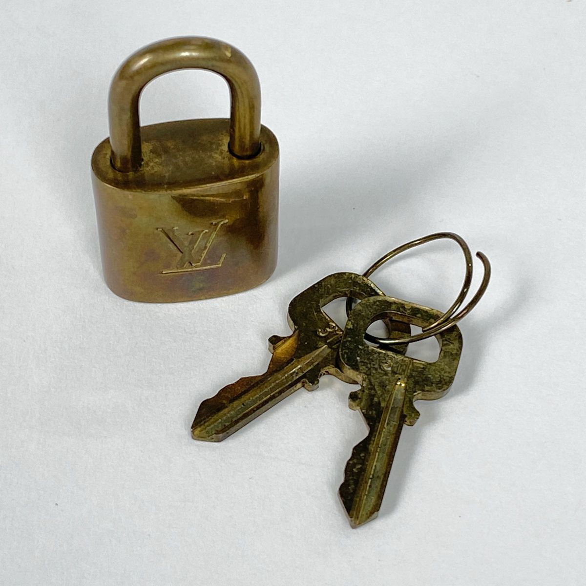 Vuitton キーポル