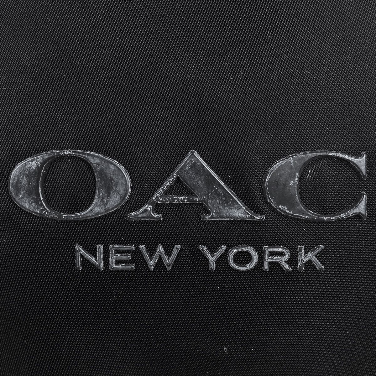 ライトベージュ ブラック