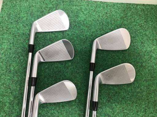 グローブライド ONOFF FORGED 2025 KURO 5 S アイアンセット IR 特注シャフト フレックスR メンズ 男性用 右利き 右用 Cランク ゴルフクラブ ゴルフウェア トレーニング用品