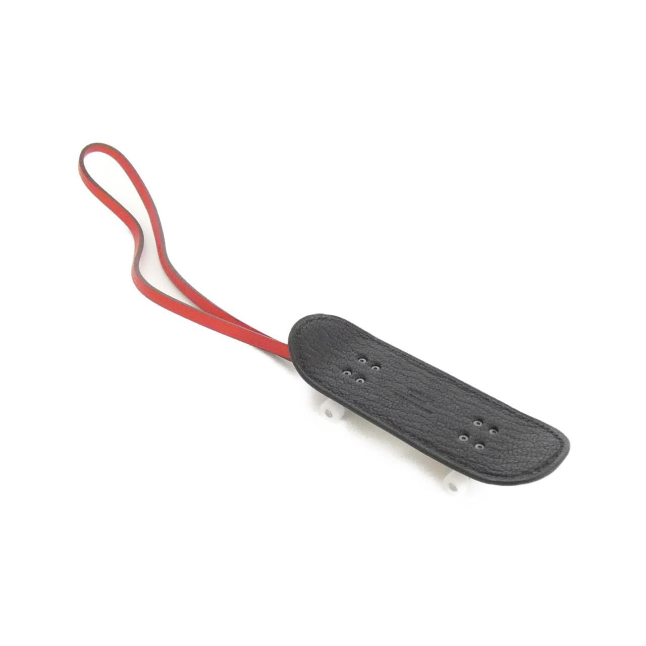 エルメス DESSIN3 フィンガー スケートボード 083796CJ バッグチャーム