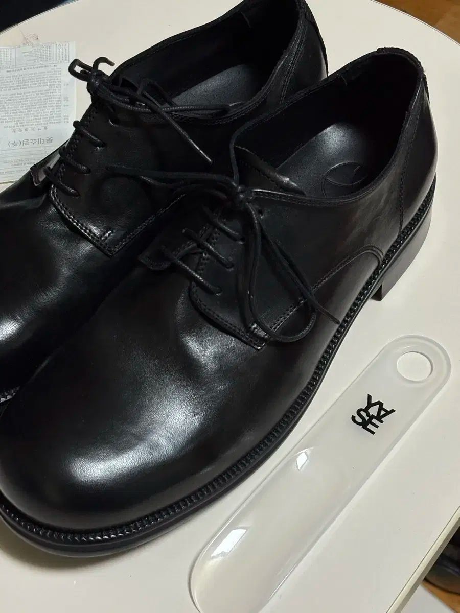 YASE ウッド THE B ダービーシューズ ホースハイド ブラック 280