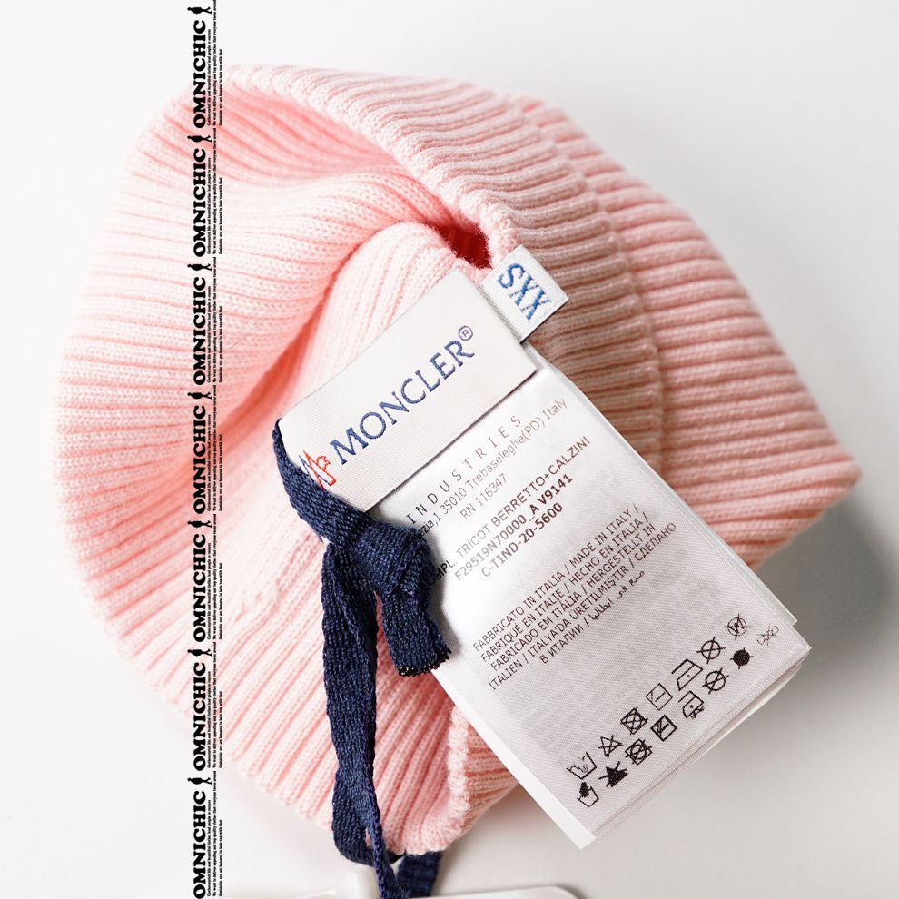  プレゼントに ベビー用 安心の MONCLER モンクレール ロゴ リブ ニット キャップ × ソックス セット ピンク 新生児 赤ちゃん ベビー帽子 ベビー用ファッション小物