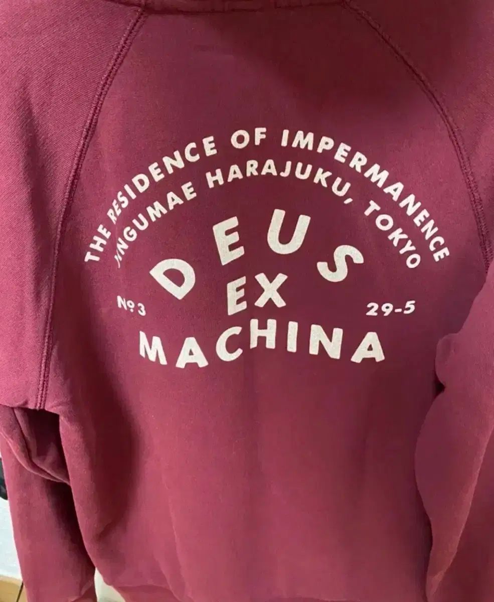 バーガンディ S