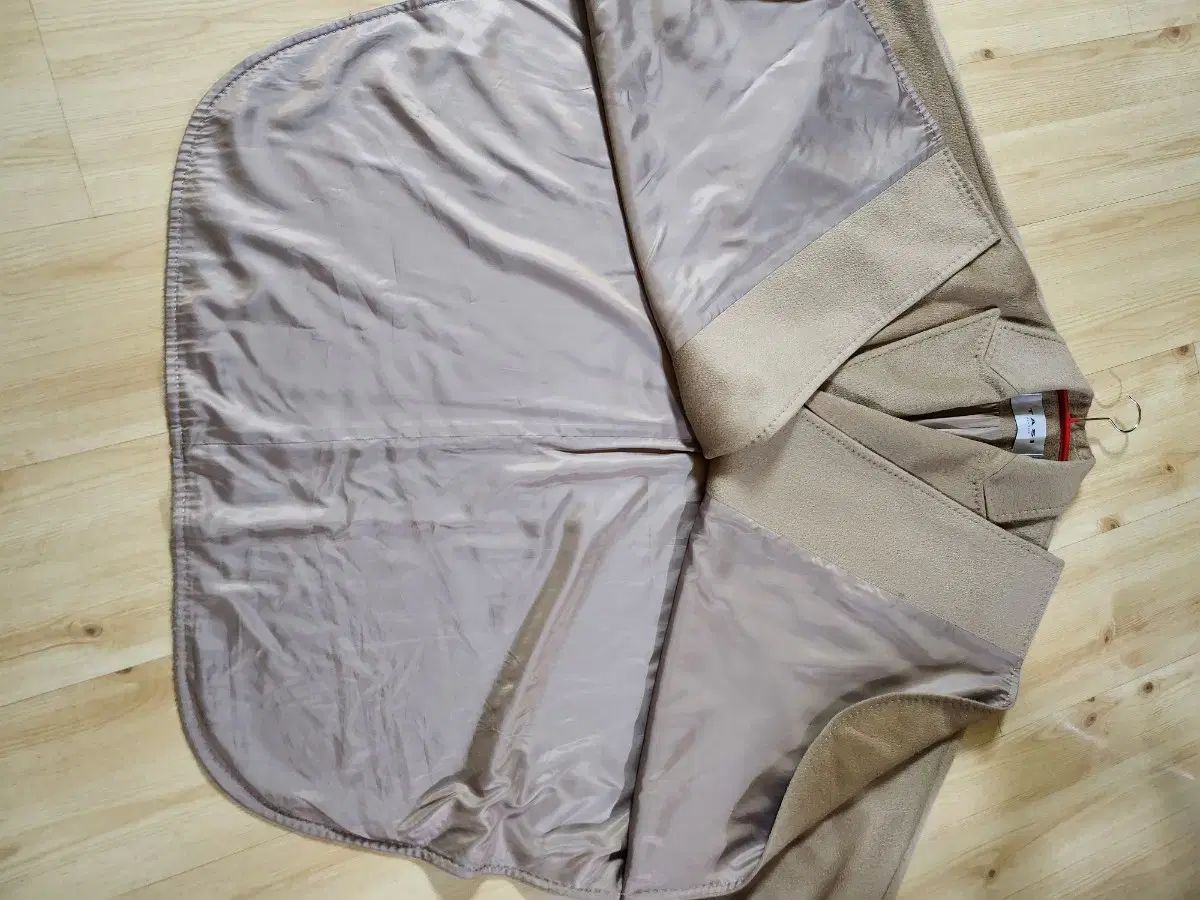 YORK ブランドのケープ