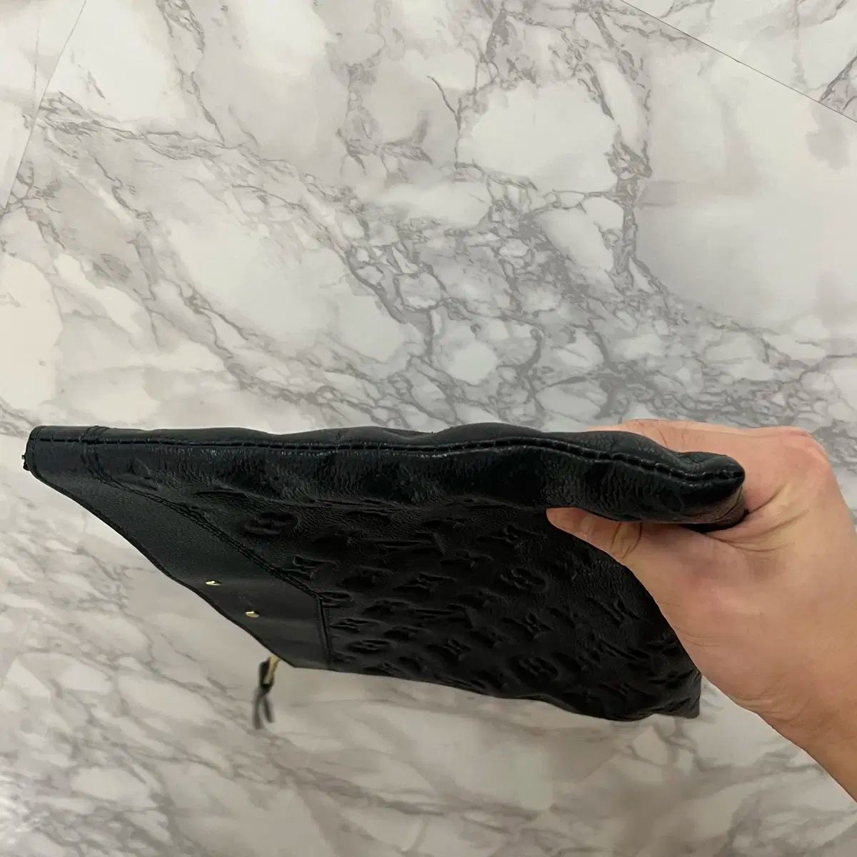 クラッチバッグ