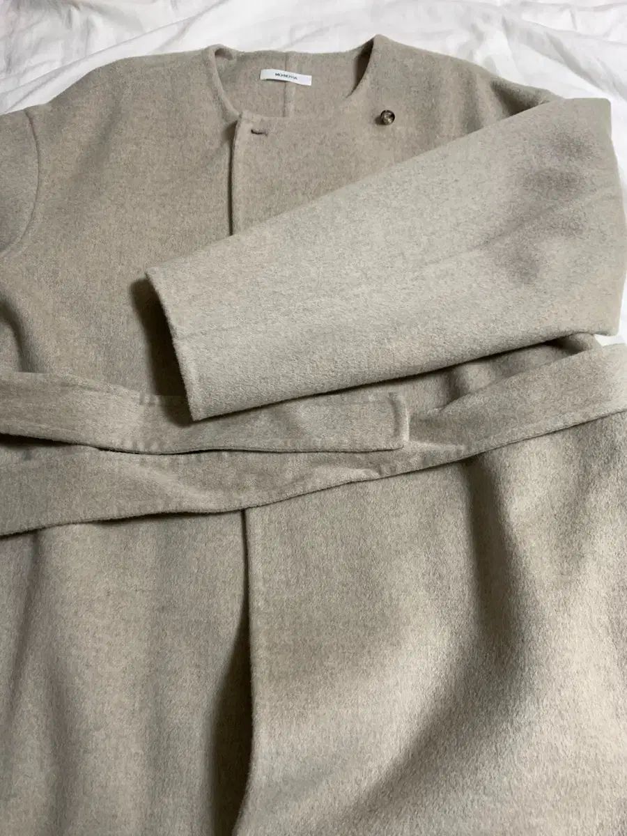 ラウンドネック ハンドメイド