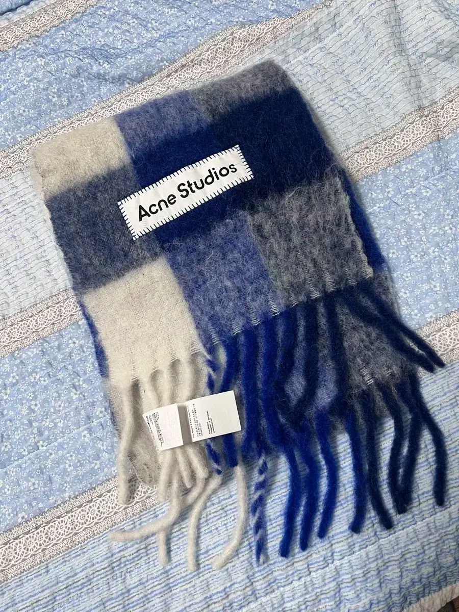 Acne Studios アクネ ブルー CHECK マフラー