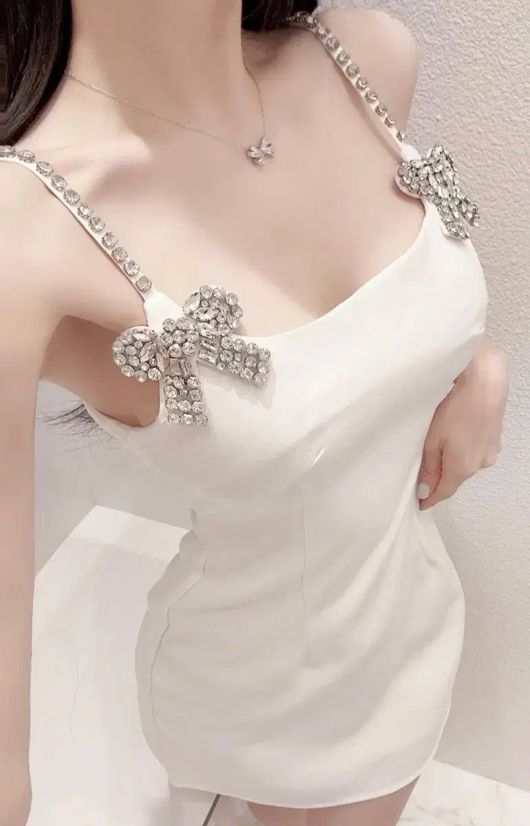 リボンビーズワンピース ノースリーブワンピース 生地 ONE SIZE リー