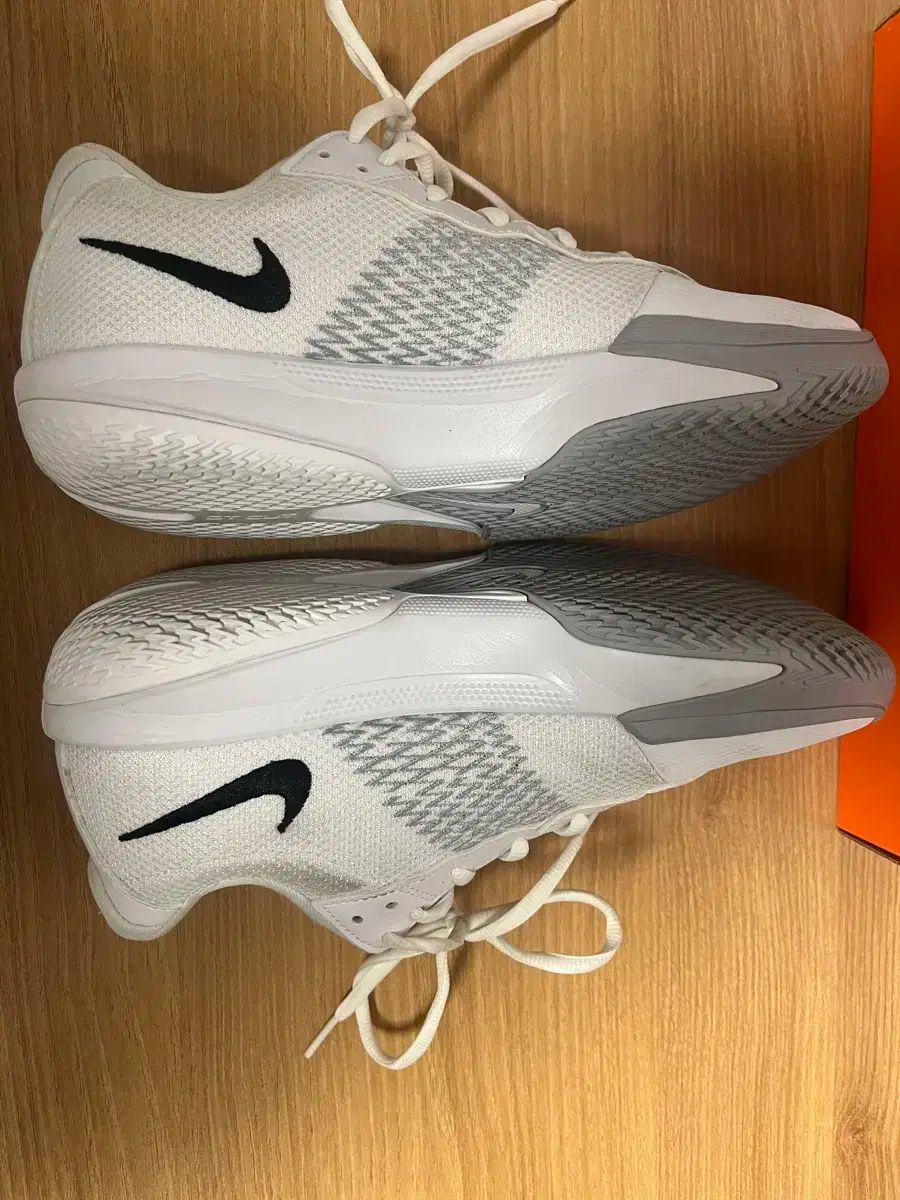  ナイキ GTカット アカデミー ウルフ グレー シューズ(男性用) バスケットボール