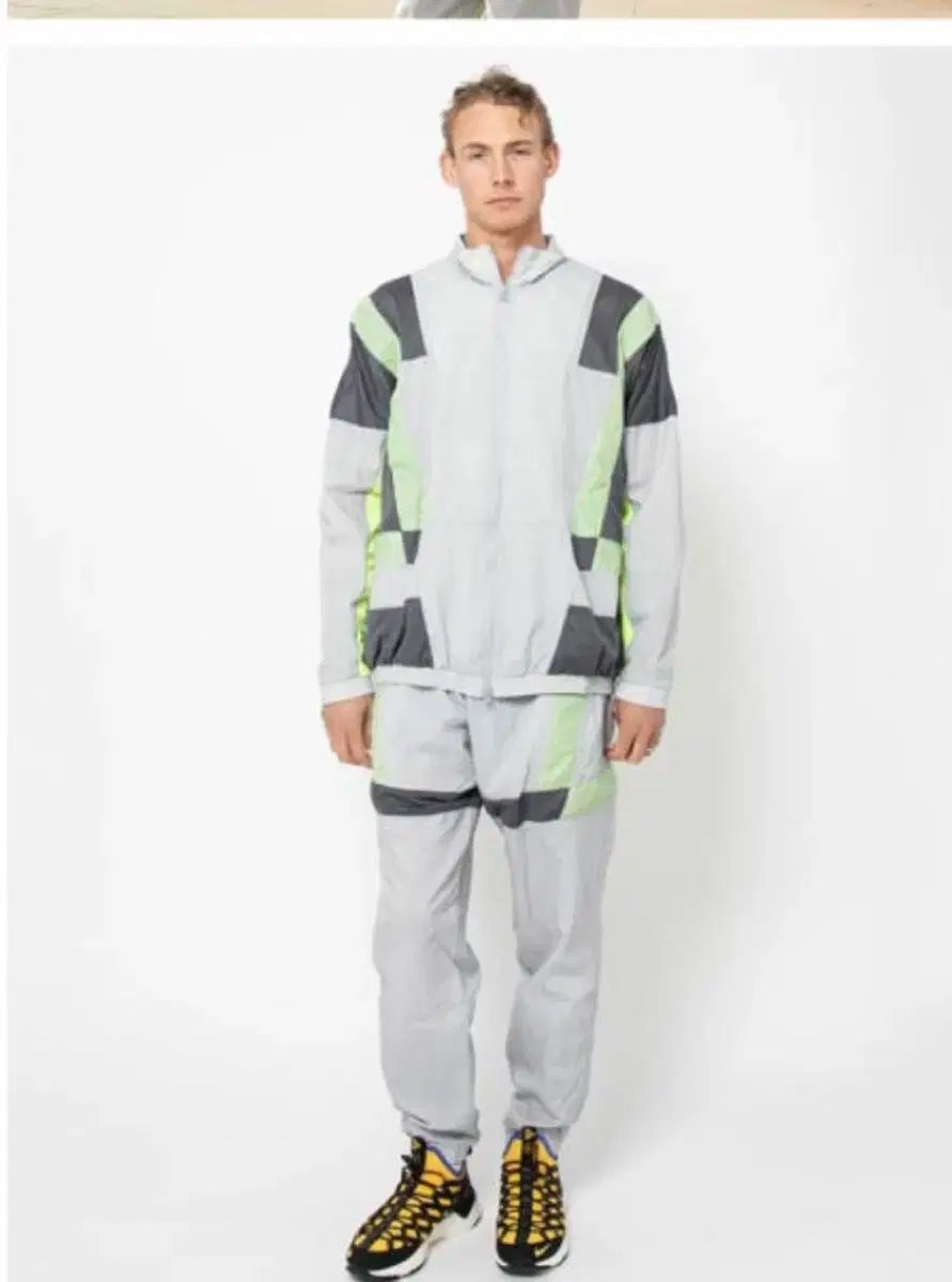 ナイキ クロット トラック セットアップ