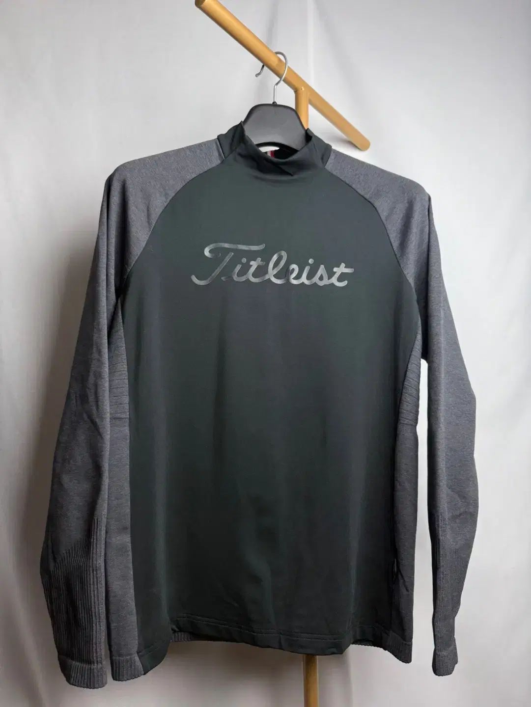Titleist ツアーフィット スウェット