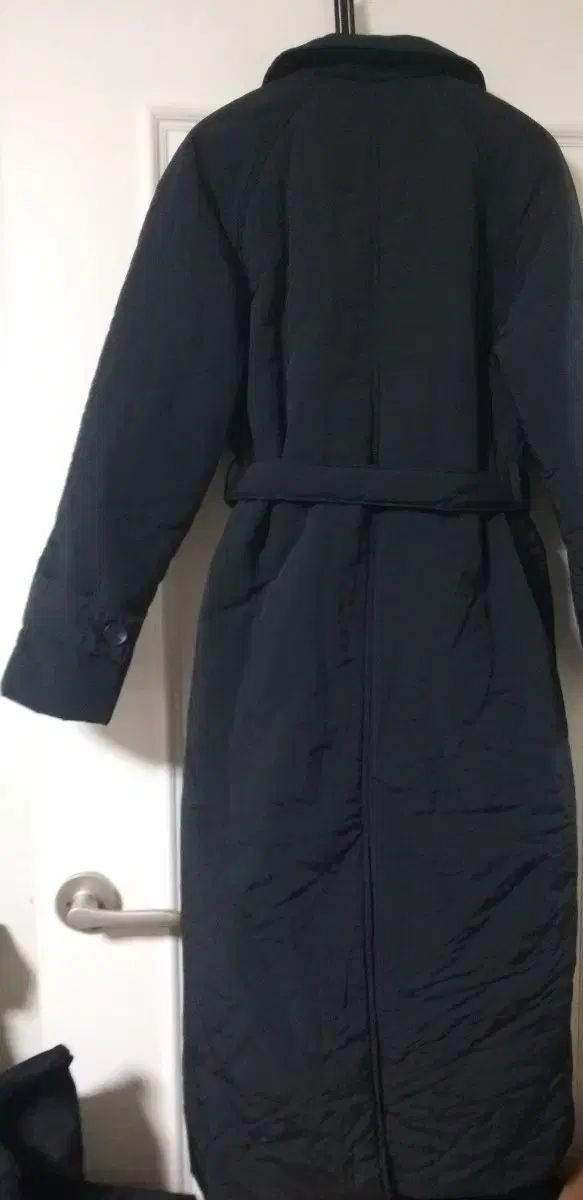 ブラック ベルト付き ロング 軽量ダウン