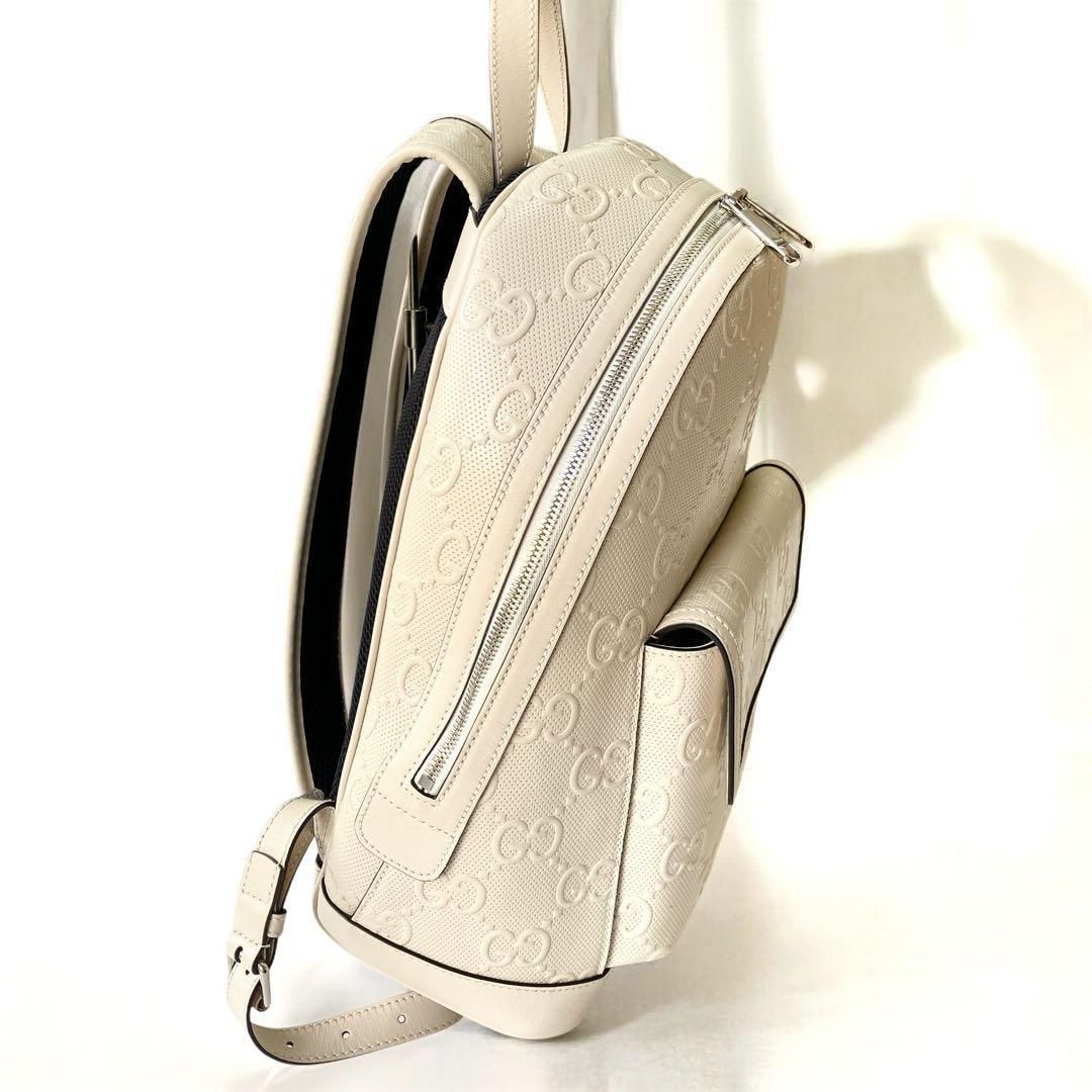 GUCCI グッチ GGエンボス バックパック 658579 鞄 リュック 人気