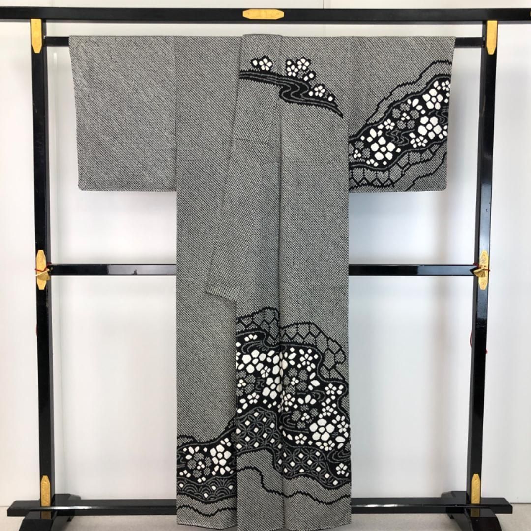 訪問着 総絞り 流水に花模様 七宝 黒色 ガード加工 しつけ糸 K-5426