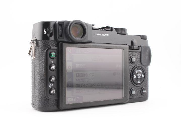 デジタルカメラ M