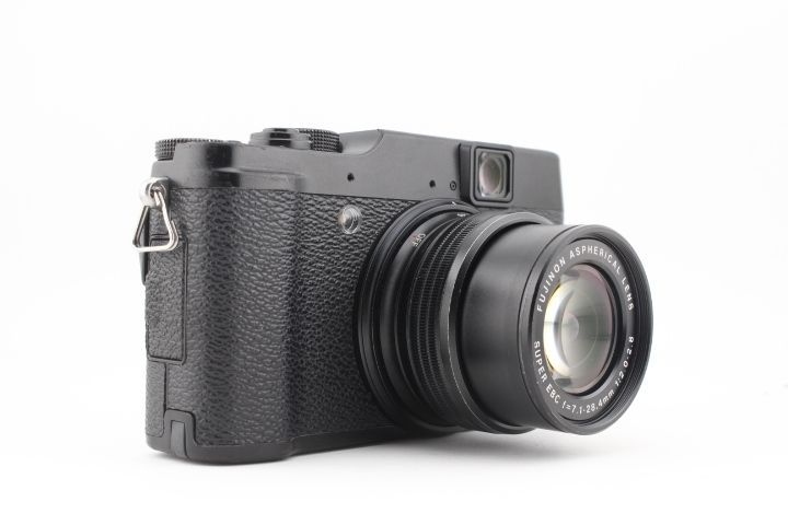 デジタルカメラ M