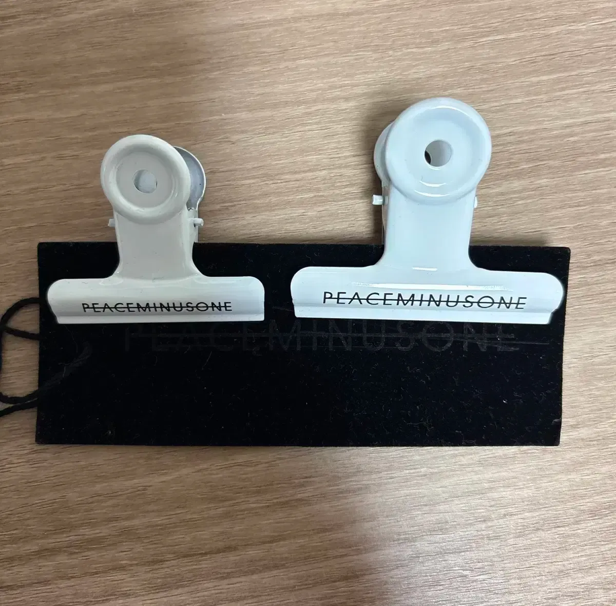 peaceminusone クリップ/ステッカー1枚 2025年最新】peaceminusone クリップの人気アイテム - メルカリ
