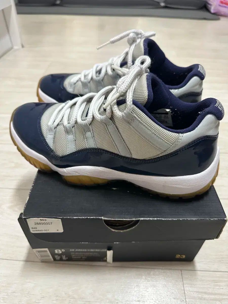 ナイキ ジョーダン 11 ジョージタウン ネイビー 265 mm