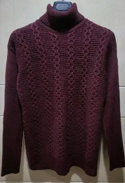 nobis ノビス タートルネックセーター 100