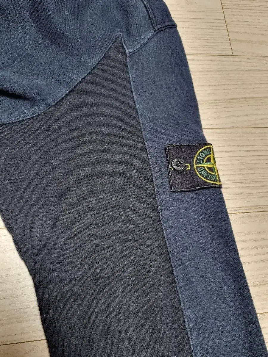 ストーンアイランド バイ