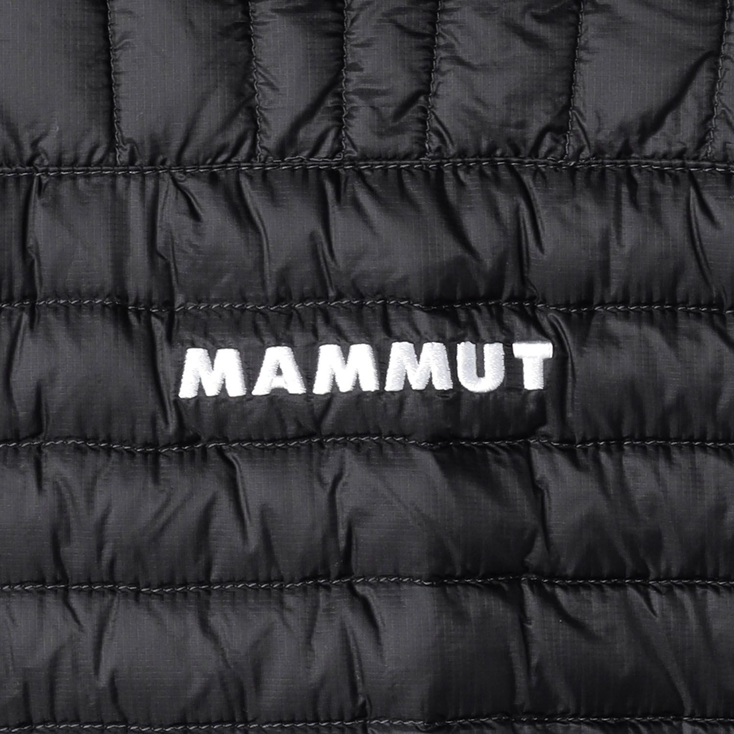 マムート MAMMUT