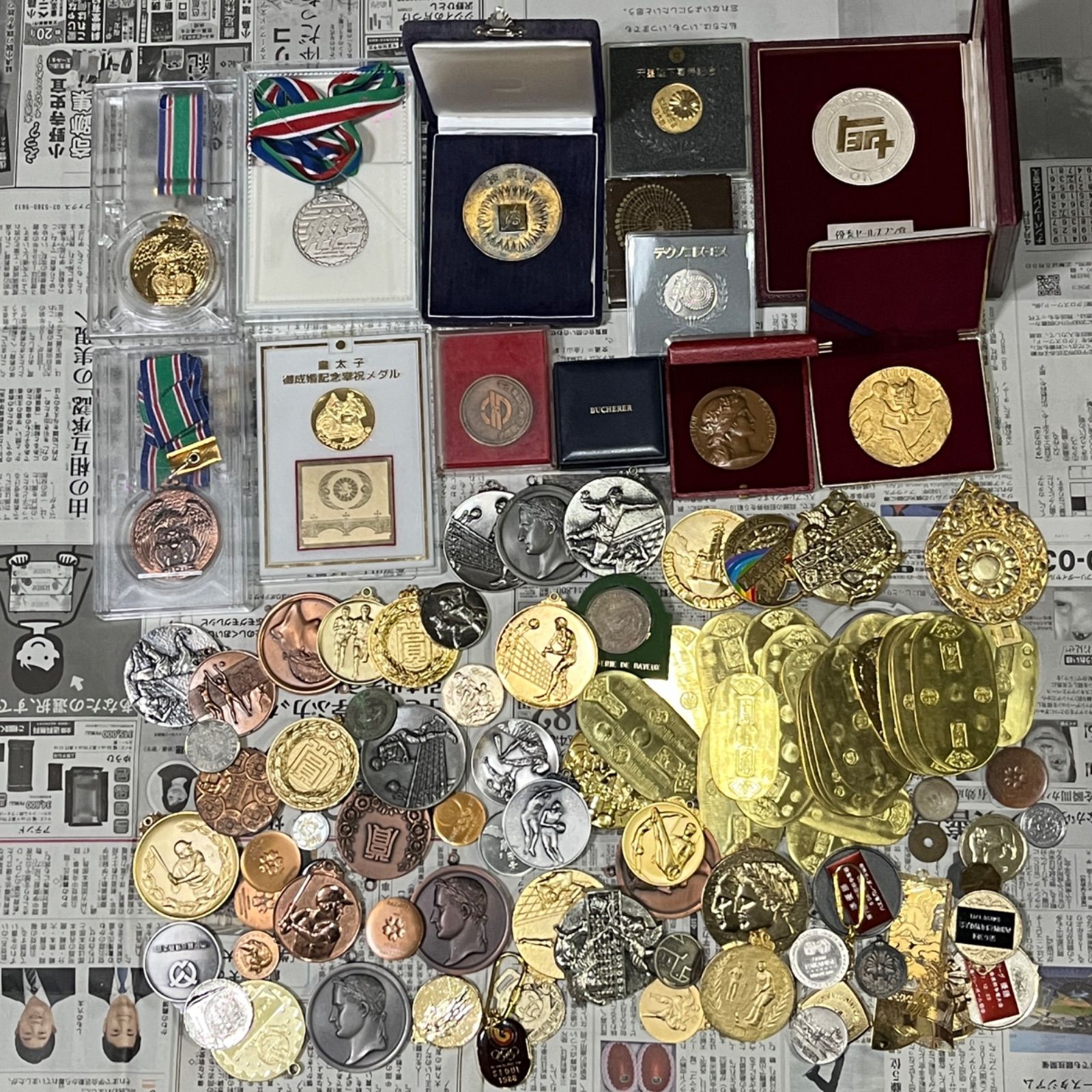 勲章まとめ売り　コレクション メダルセット 多数 記念メダル 勲章 メダル コイン 記念 大量 まとめ売り アンティーク