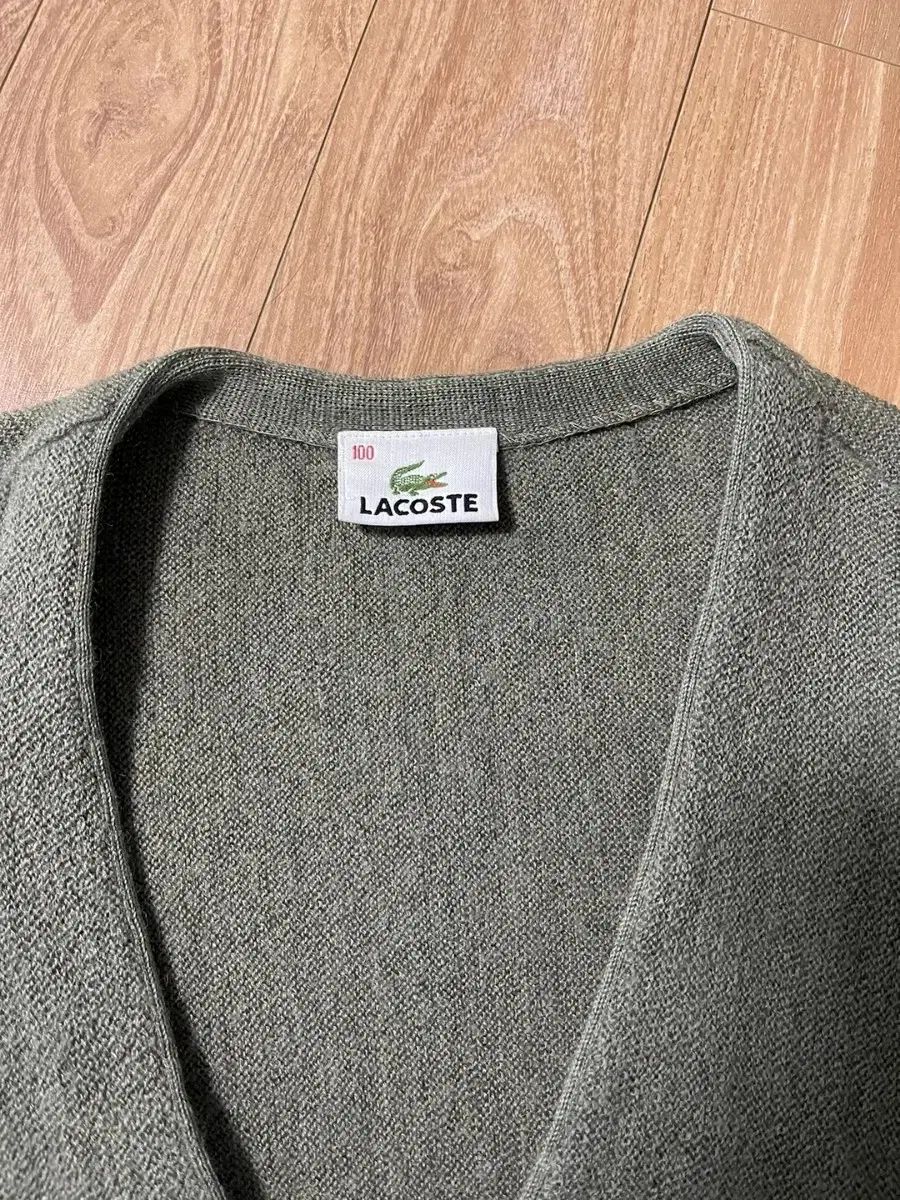 レディース LACOSTE ラコステ ウール カーディガン サイズは100です